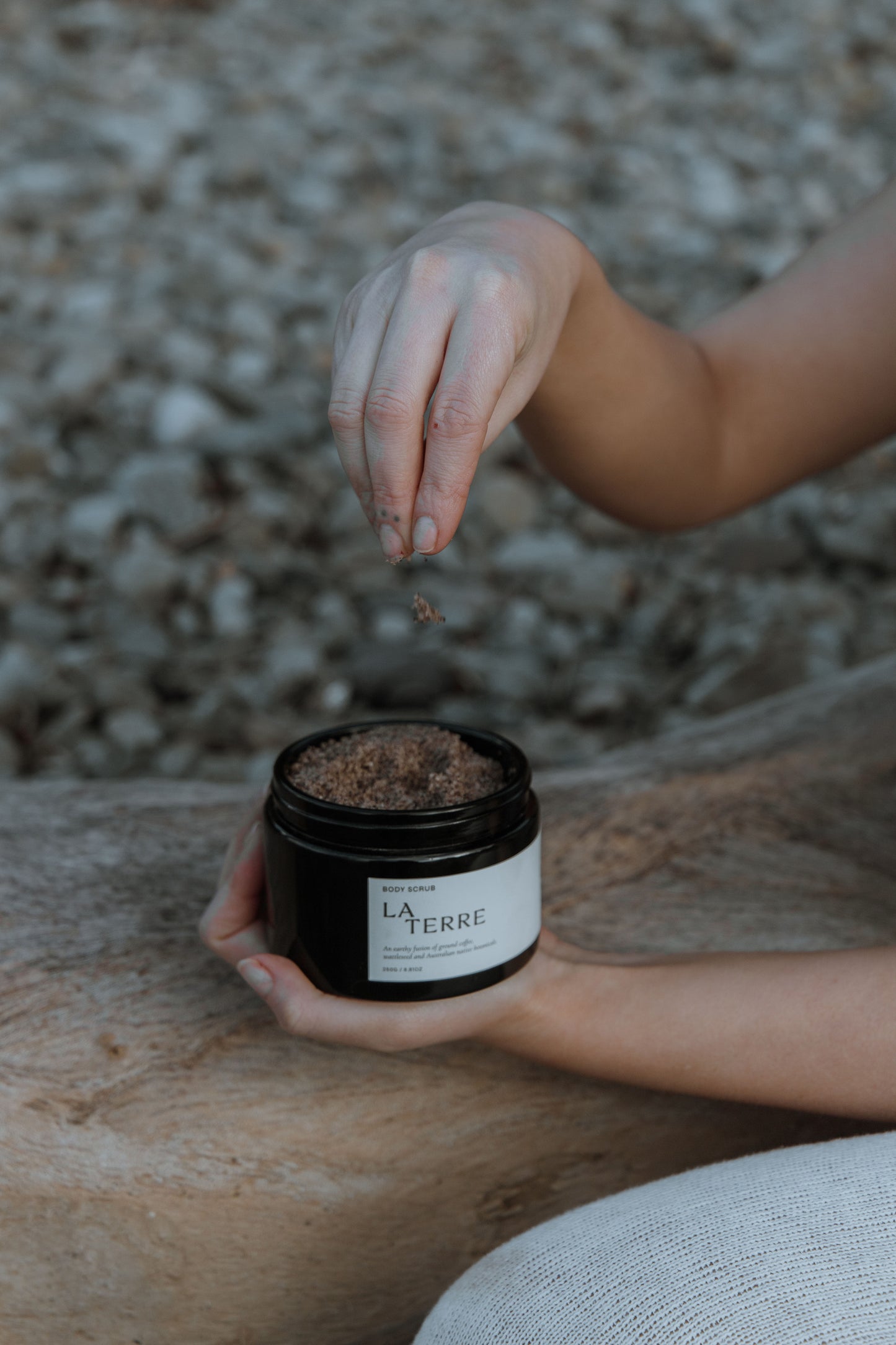 La Terre Body Scrub