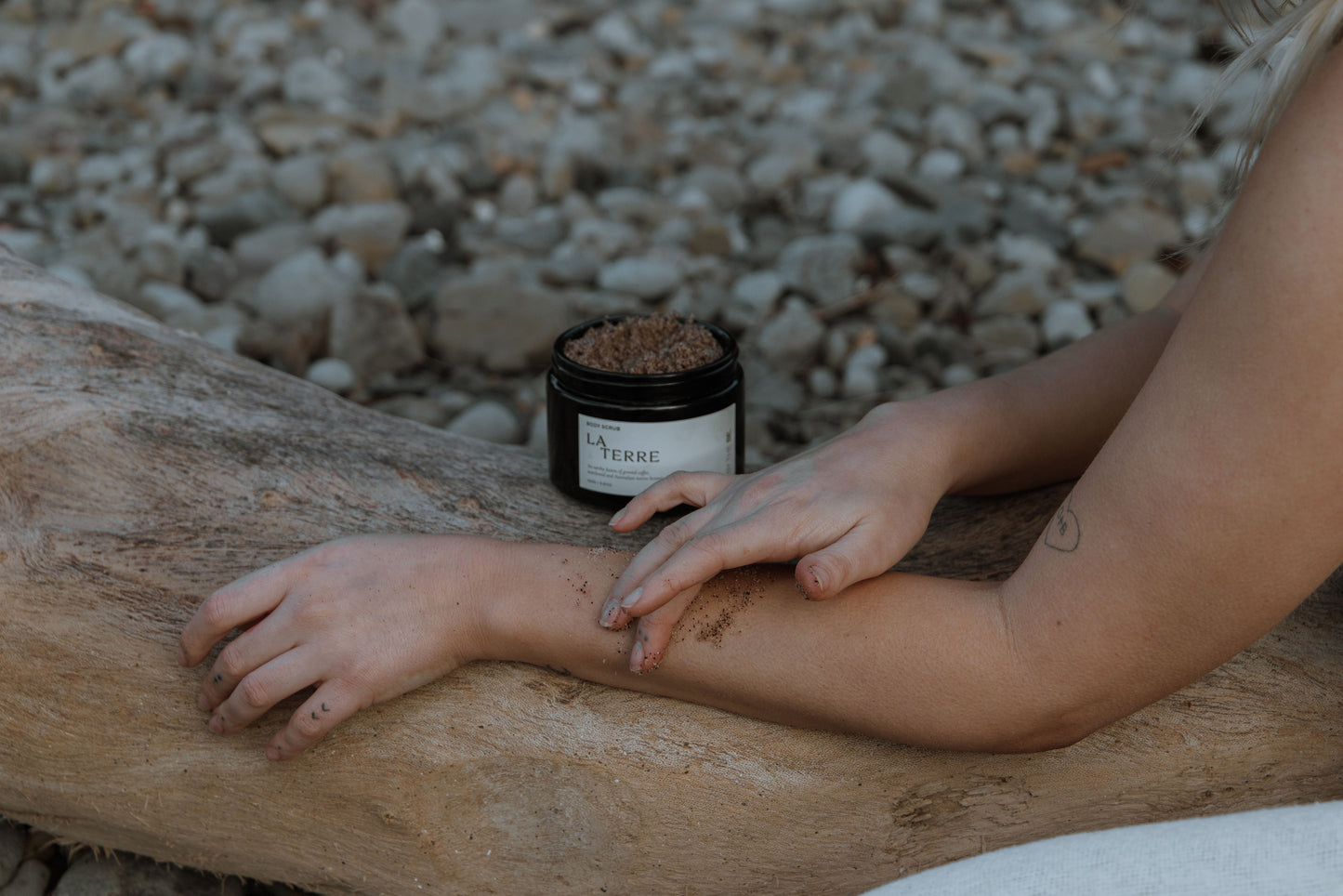 La Terre Body Scrub